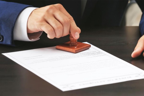 công chứng hợp đồng chuyển nhượng nhà đất