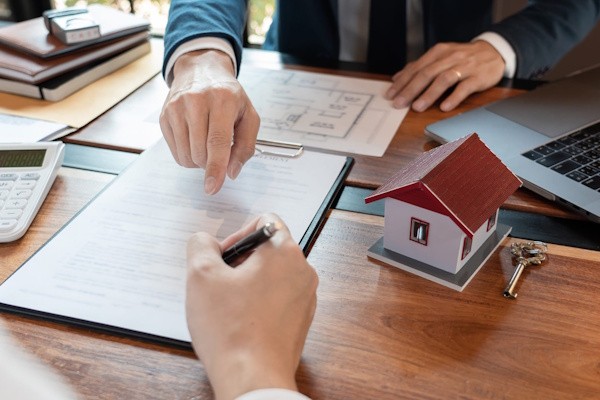 Hợp đồng thế chấp chung vợ chồng 