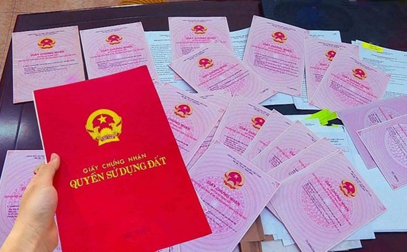 thừa kế di sản đất đai