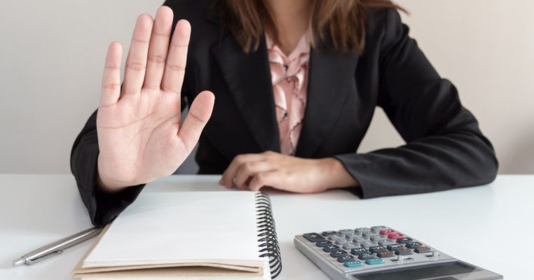 từ chối công chứng hợp đồng mua bán nhà đất