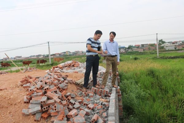 tranh chấp mốc giới đất