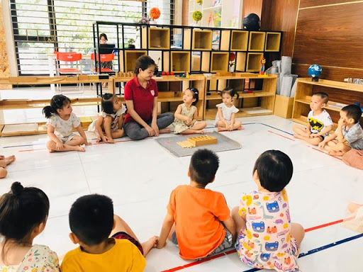 trông trẻ xảy ra sự cố