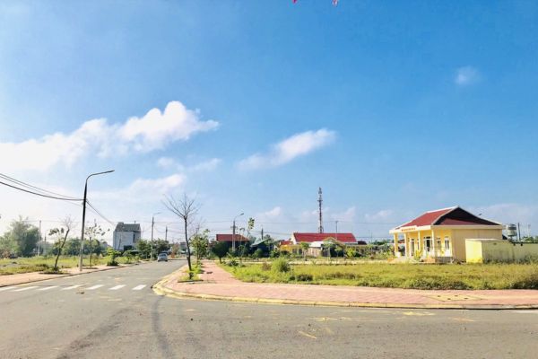 Mua đất trong dự án tái định cư: Điều kiện, thủ tục và lưu ý quan trọng