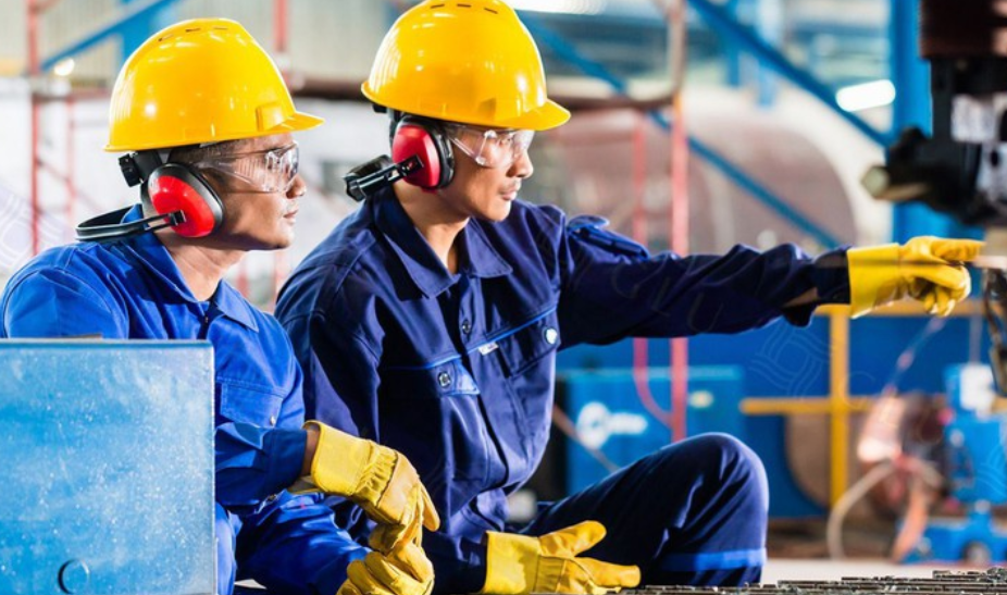 Tuyển dụng lao động