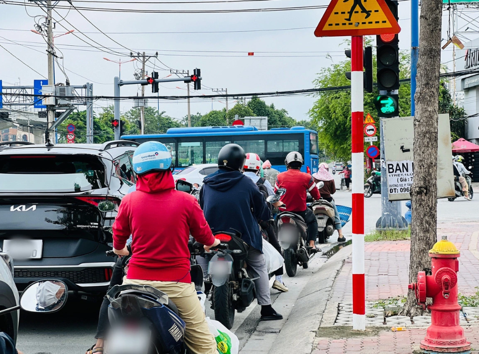 Rẽ phải khi đèn đỏ