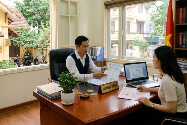 Mua nhà đất có thể làm văn phòng luật sư được không?