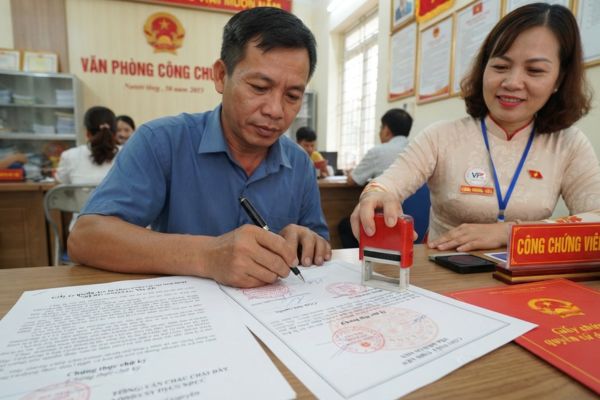Chứng thực chữ ký trên giấy ủy quyền toàn quyền quản lý và định đoạt nhà đất tại VPCC