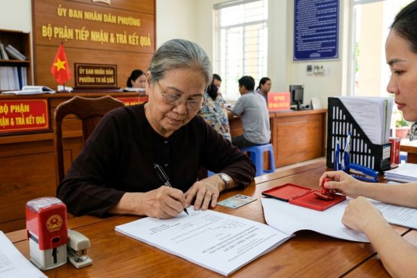 Chứng thực chữ ký trên văn bản ủy quyền nhận tiền lương hưu, trợ cấp