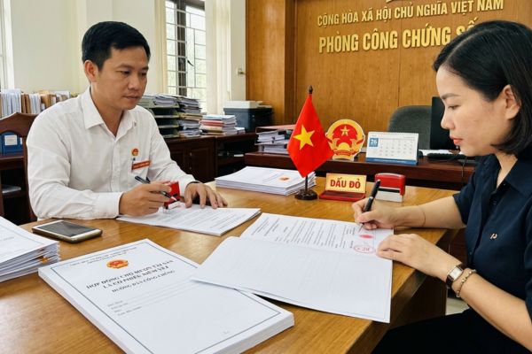 Hợp đồng cho mượn tài sản là cổ phiếu niêm yết: Hướng dẫn công chứng